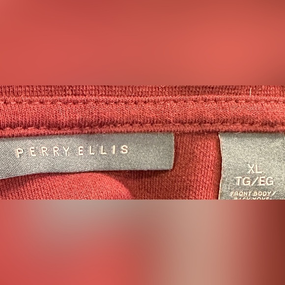 Perry Ellis Men's Burgundy Quilted Vest Size XL/ TG - Picture 6 of 6